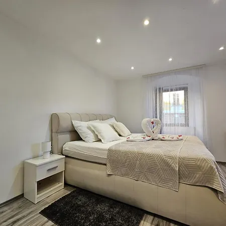 Apartment Centar Ri *