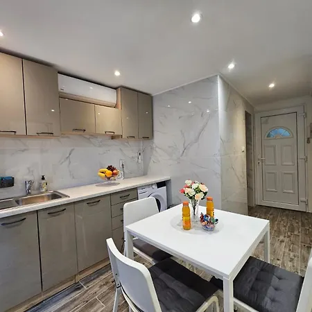 Apartment Centar Ri *